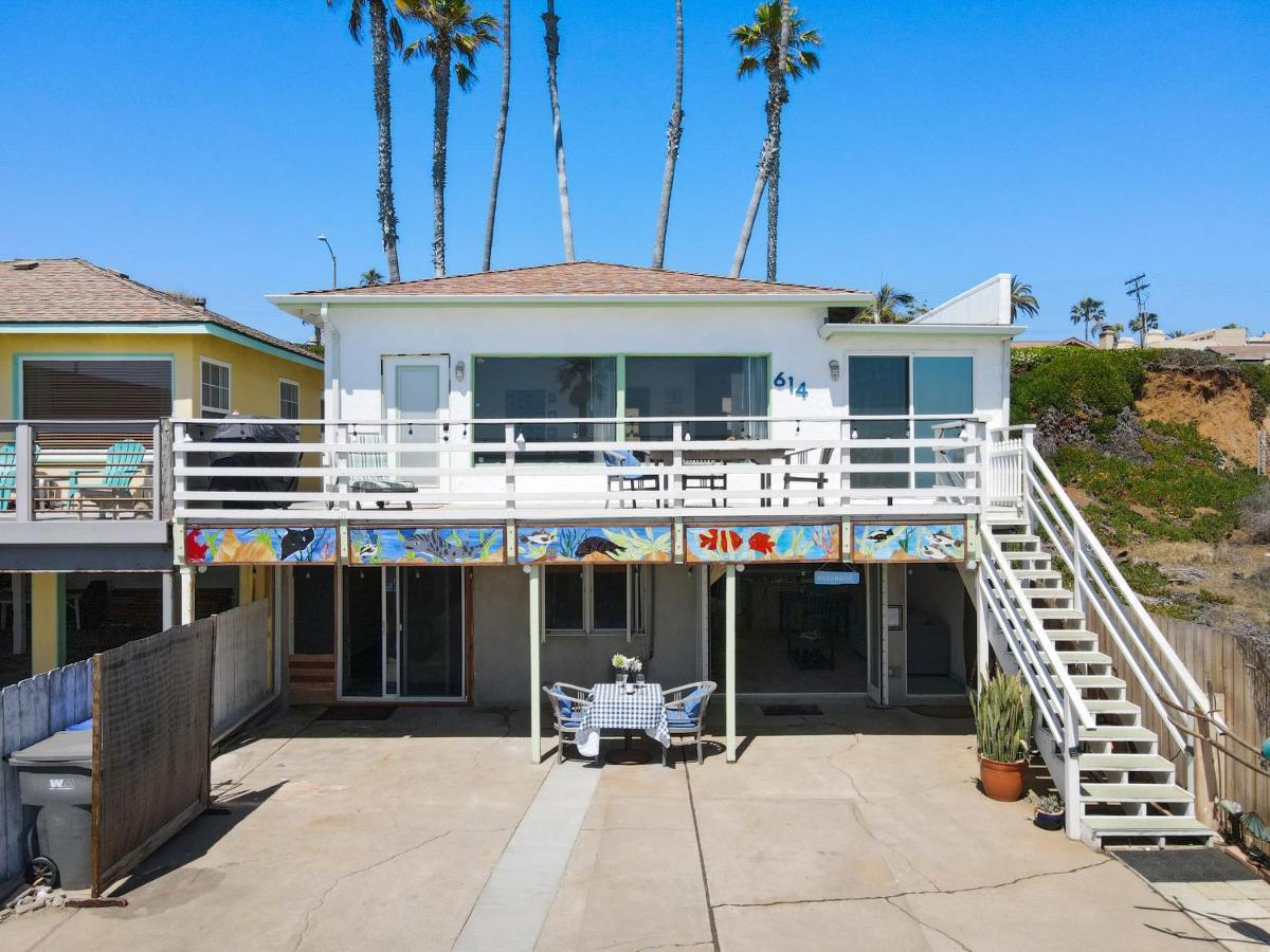 Beachfront Cottage Upper Unit Oceanside Exterior foto