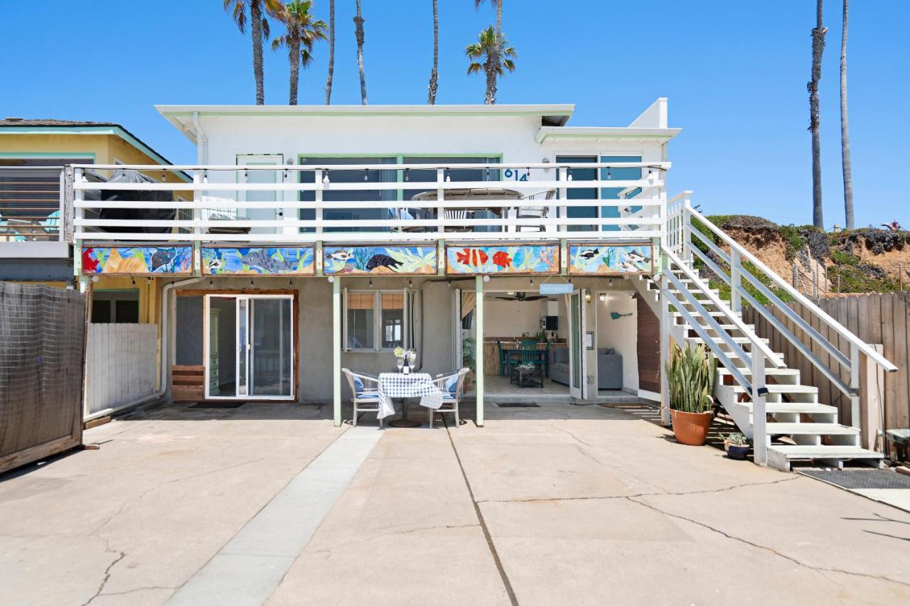 Beachfront Cottage Upper Unit Oceanside Exterior foto